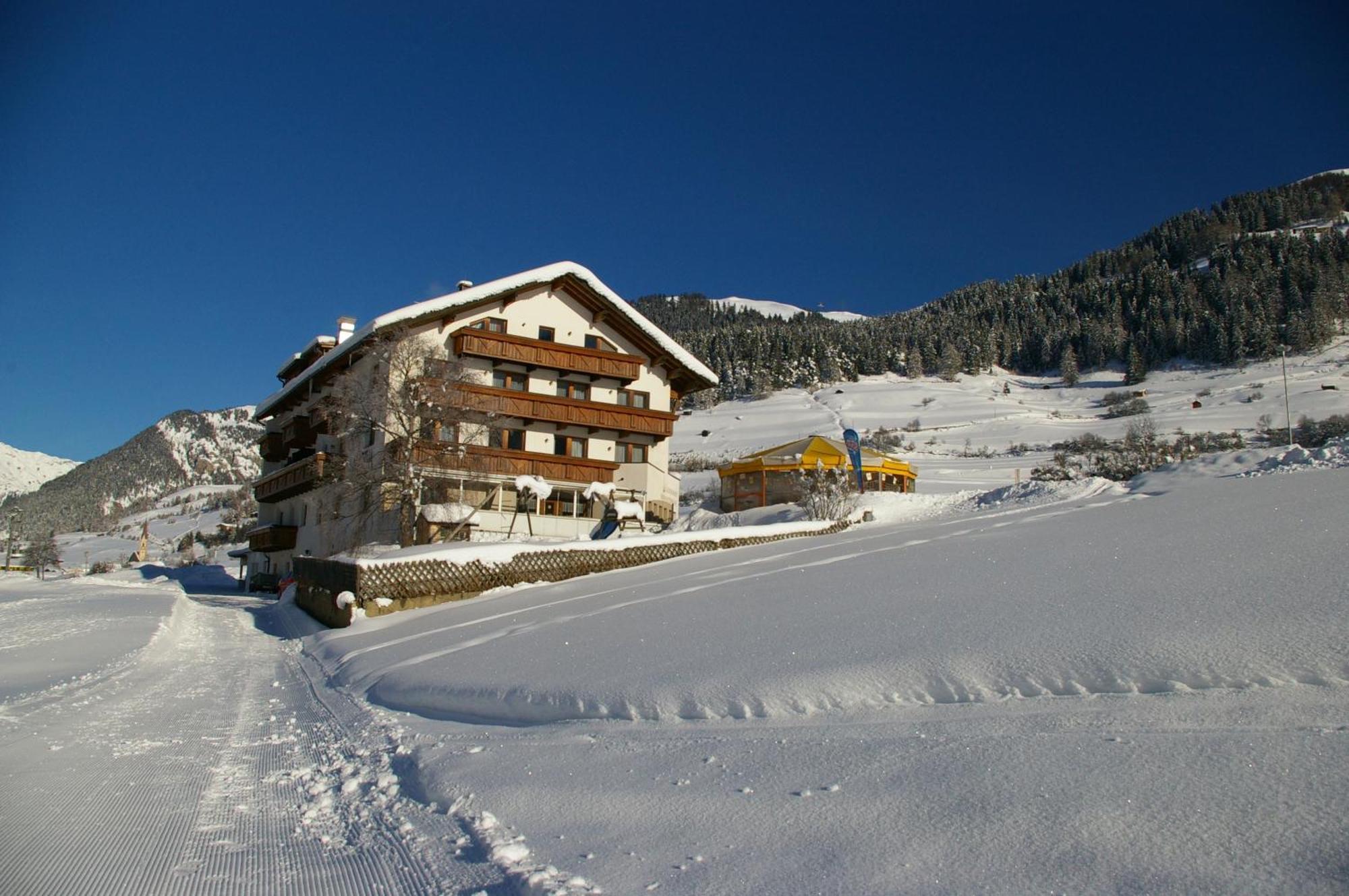 Gasthof Martha Nauders Exteriör bild